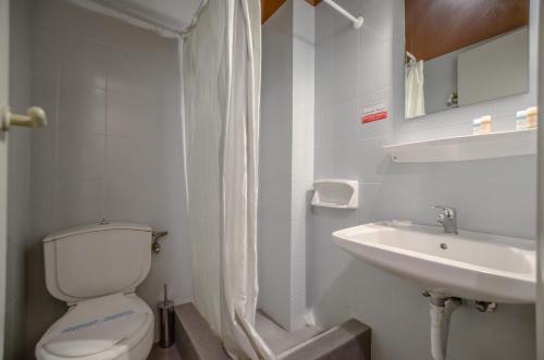 Koupelna v ubytování Hotel Coronis