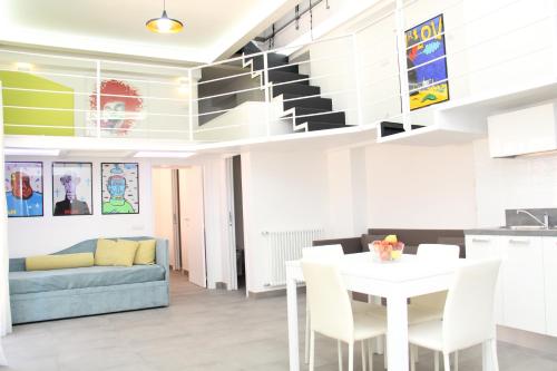 Capodimonte Hill by Mondo Suites