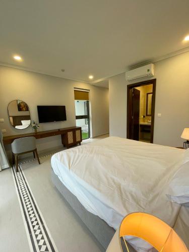 Μια τηλεόραση ή/και κέντρο ψυχαγωγίας στο Ando Villas Phu Quoc