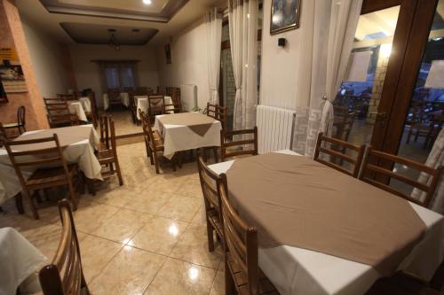 Gallery image of Bujtina Uji I Panjes, LLOGARA in Vlorë