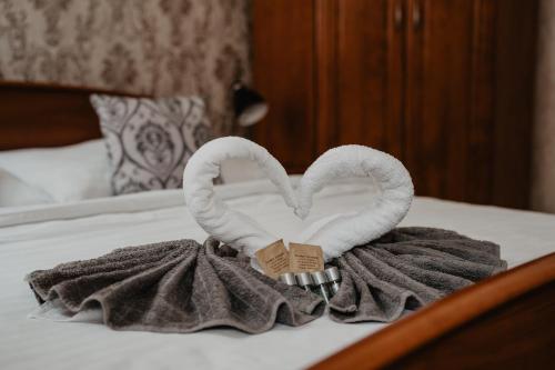 Ένα ή περισσότερα κρεβάτια σε δωμάτιο στο Hotel U Lípy