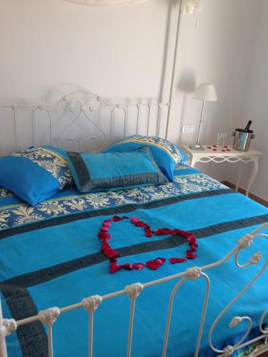 Postel nebo postele na pokoji v ubytování Finca Klara, Boutiquehotel - Apartment -Javea-Moraira-