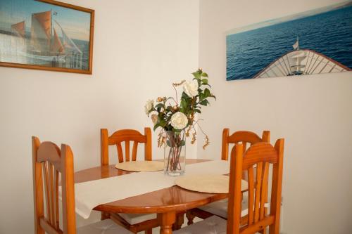 Afbeelding uit fotogalerij van Apartamento Sol-Muxía in Muxia