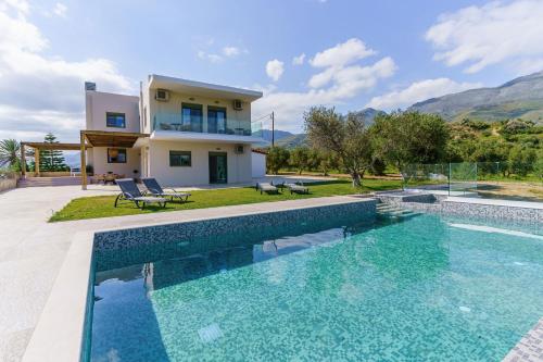 Bazén v ubytovaní Terra Divina Villa alebo v jeho blízkosti