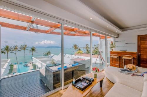 Landskap semula jadi dekat dengan hotel