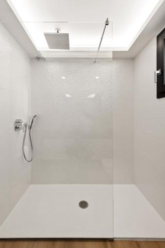 Sunny modern Apartment Perfect located