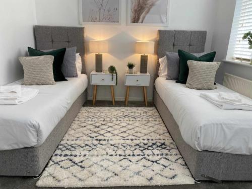 Voodi või voodid majutusasutuse Sutton Heath Lodge toas