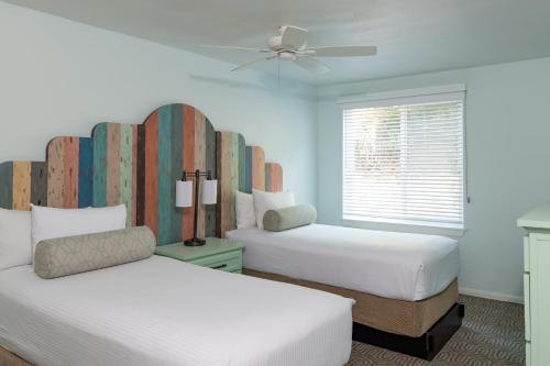 Cama ou camas em um quarto em WorldMark San Diego – Mission Valley