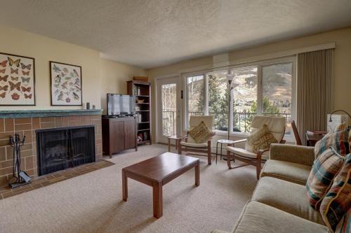 CC42 Chateau Claire condo – Photos 2