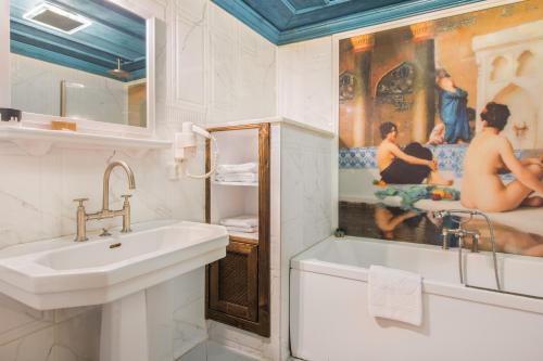 Un baño de Cappadocia Minia Cave Hotel