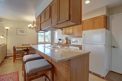 CC19 Chateau Claire condo – Photos 5