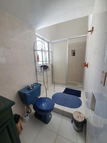Un baño de La mejor ubicación. A unas cuadras del centro