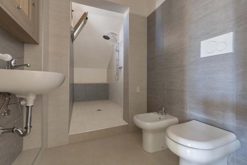 Kúpeľňa v ubytovaní Casetta di Silvia by BarbarHouse