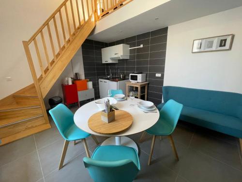 Les logis des Vignobles Saint Emilion en Duplex n 2 avec terrasse