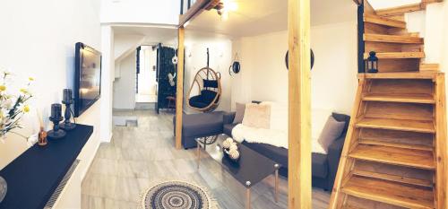 Thisio Loft