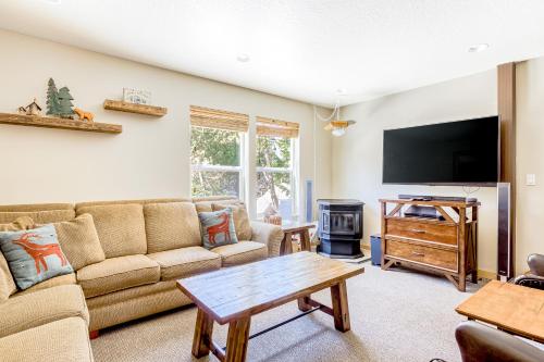 Evergreen House – Photos 3