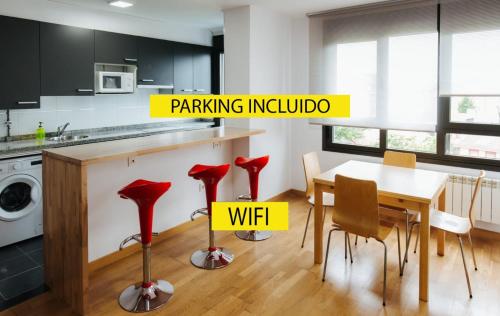 Η κουζίνα ή μικρή κουζίνα στο Apartamento MyM