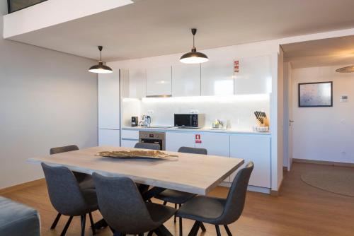 Modern Loft with AC in Downtown Porto by LovelyStay