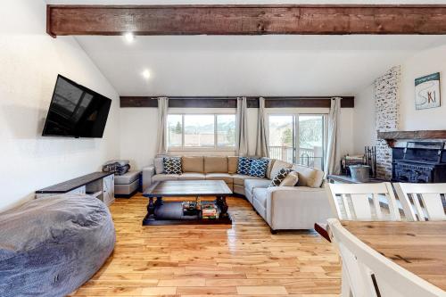 Dillon Canyon Casa – Photos 5
