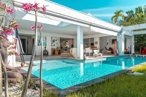 VILLA CALIFORNIA DE DAMPIERRE