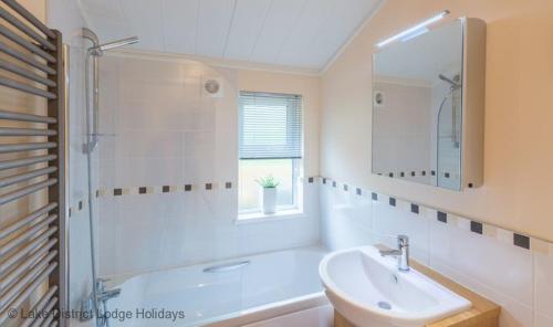 Gallery image of Sheffield Pike Lodge in Windermere