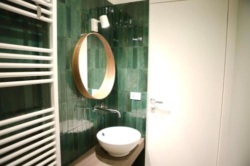 Delmirani's Book Apartments - Vatican View photo 114