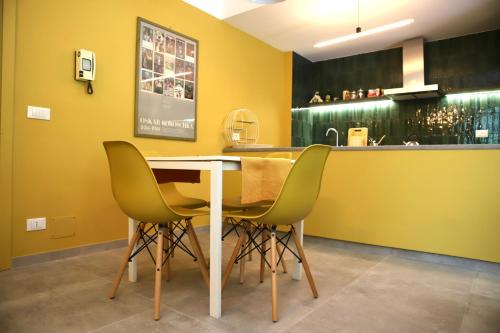 Delmirani's Book Apartments - Vatican View photo 97