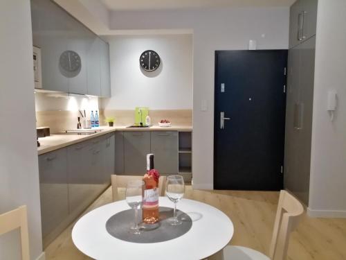 Nápoje v ubytovaní Apartament nad morzem KOŁO BRZEGU