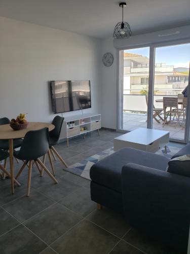 T2 neuf piscine Le Lac