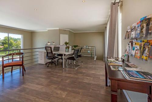Gambar di galeri bagi Morgen Guesthouse Somerset West di Somerset West