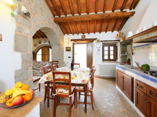 Imagen de la galería de Holiday Home Podere dei Venti by Interhome, en Leccio