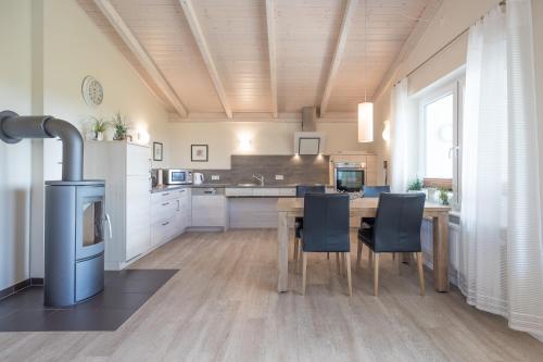 Dapur atau dapur kecil di Ferienhaus Felsenauster