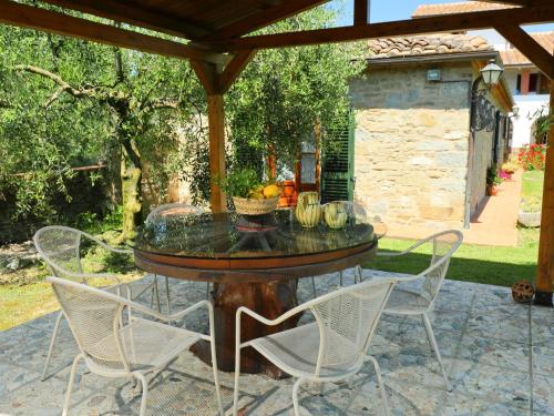 Zahrada ubytování Holiday Home Martina by Interhome