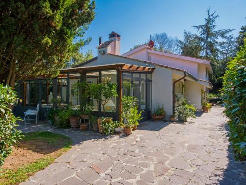 Vonkajšia záhrada v ubytovaní Villa La Casa Vivente by Interhome