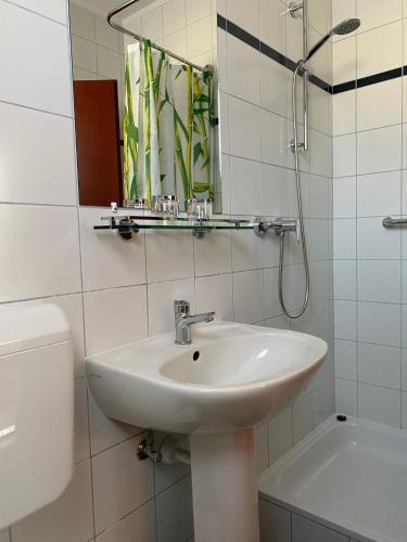 Bany a Apartman Dóra