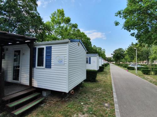 Gallery image of NaturExpert Mobilházak-Füred Kemping Balatonfüred in Balatonfüred