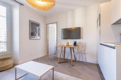 2 BAVASTRO - Beau 2 pieces lumineux et cosy - Climatise