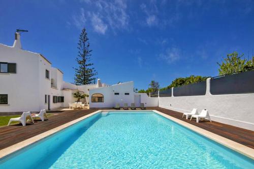 Villa Benagil Boutique - Moradia luxuosa com piscina aquecível e BBQ