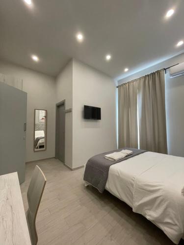 Naptown Rooms