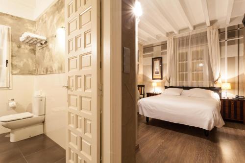 Ένα ή περισσότερα κρεβάτια σε δωμάτιο στο El Bosque de La Anjana