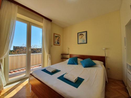 APARTMENT ANA-1 MINUTE TO THE OLD CITY