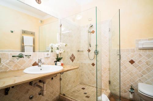 Koupelna v ubytování LH Hotel Pozzo Sacro