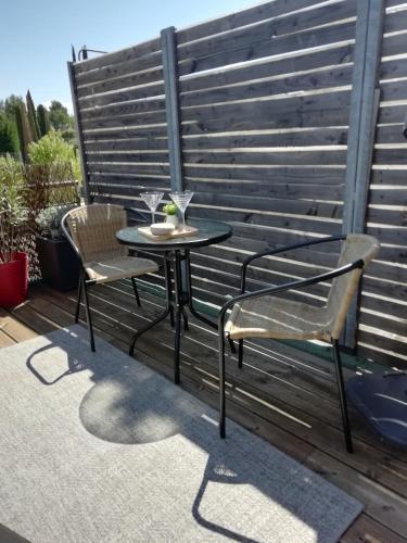 Sweet Home Studio Aix en Pce, clim,terrasse,piscine,pkg gratuit