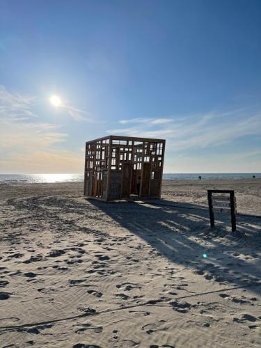 Een strand bij of vlak bij het appartement