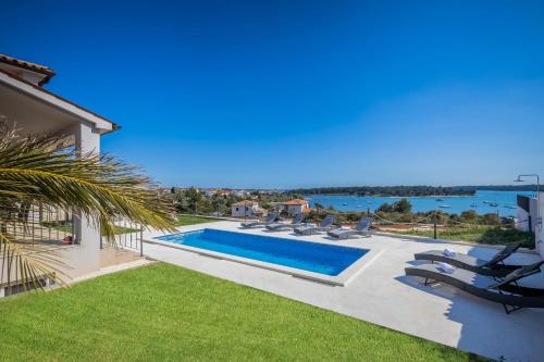 Villa Neo