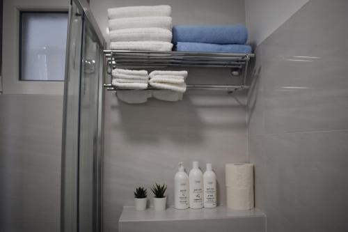 Elanza Apartments