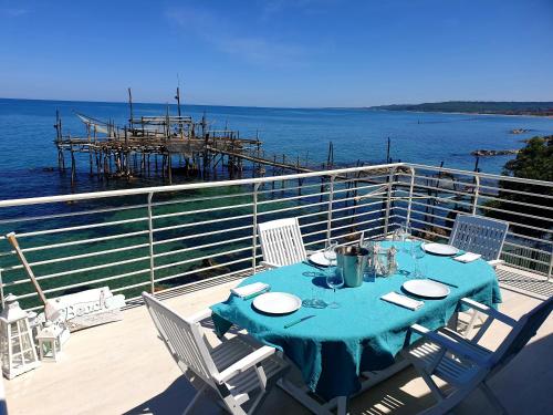 a table on the deck of a cruise ship at Casa di Venere - Fossacesia in Fossacesia