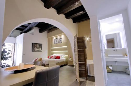 Gallery image of Trastevere Suites & Spa in Rome