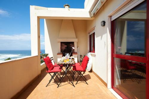 Gallery image of Vista deslumbrante Magoito in Sintra