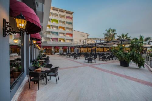 Μπαλκόνι ή βεράντα στο MIRA MERIDIA BEACh RESORT HOTEL
